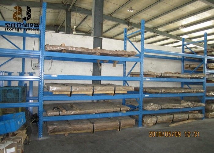 Сборные или сварные металлические стойки высотой 2000-6500 мм