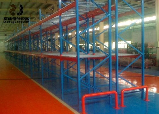 Стальные Q235 / Q345 Максимальная масса 4500 кг на уровень Системы стойки для поддонов с мощным покрытием
